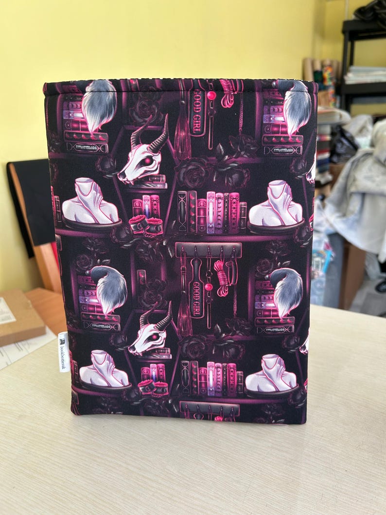 Smut slut bookshelf bookish book sleeve book jacket booksleeve
