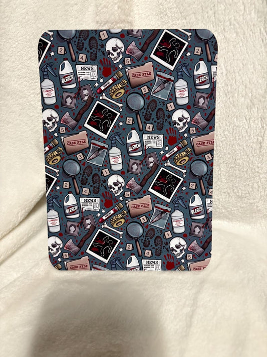 True crime thriller lover green kindle insert for clear case