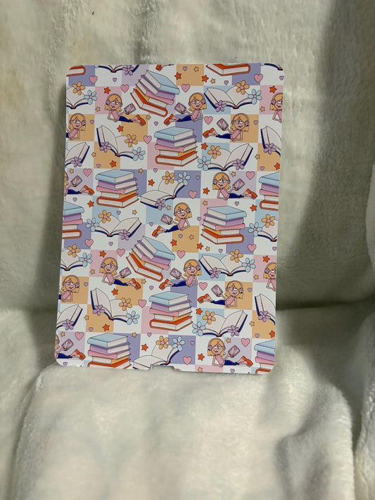Lizzie the reader kindle insert for clear case